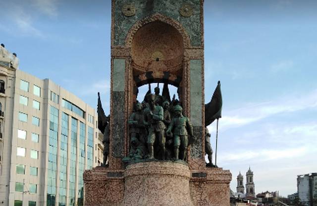 Taksim-Square1.jpg