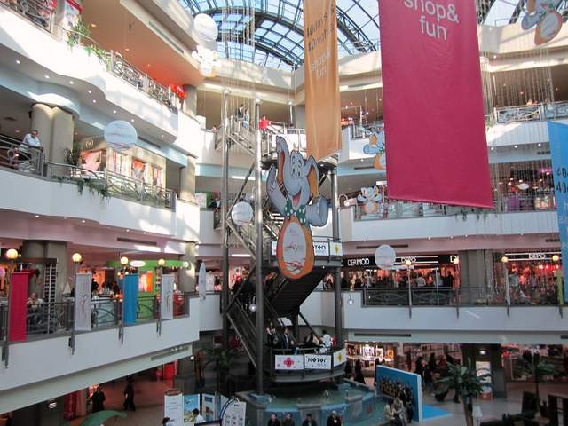 Lalali-mall-in-Istanbul3.jpg