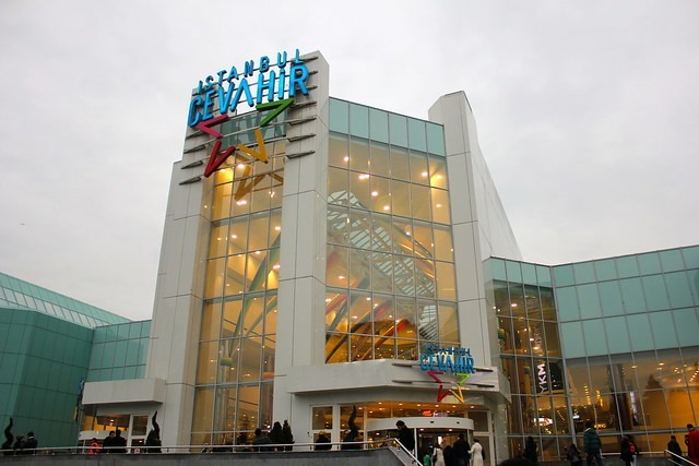 Shopping-in-Istanbul1.jpg