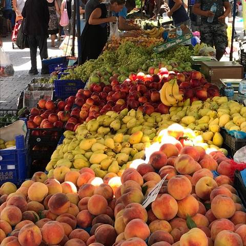 Ortakoy-Bazaar-2.jpg