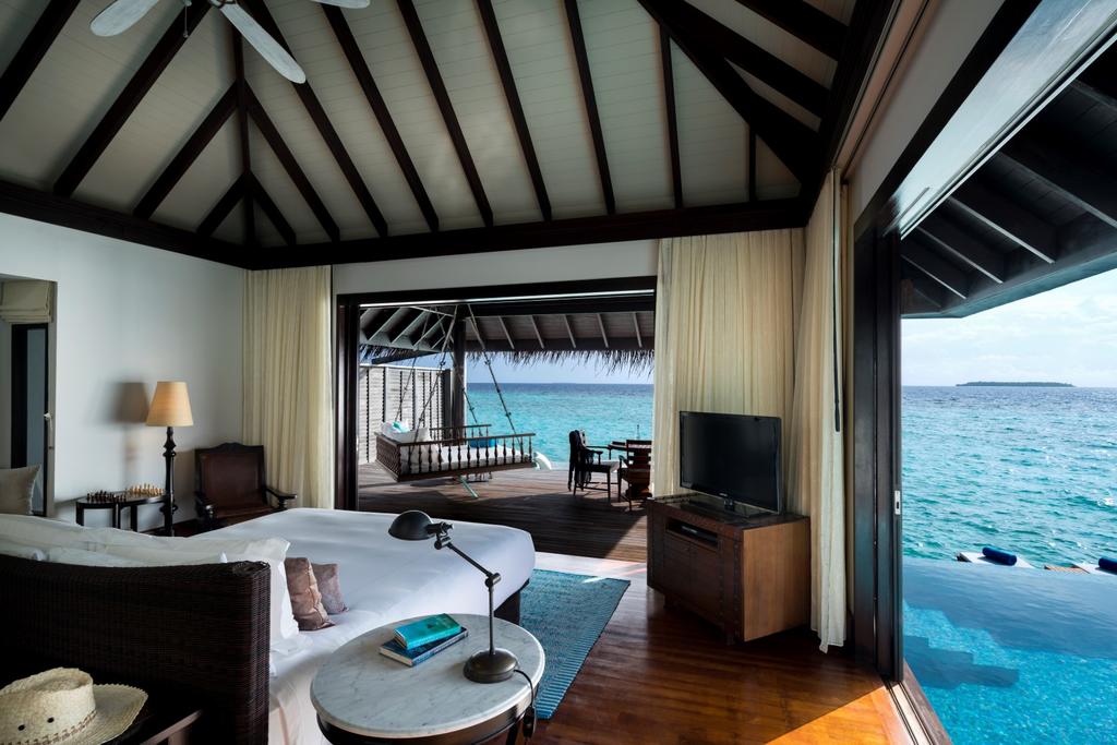 Anantara-Kihavah-Maldives-Villas-resort-1.jpg