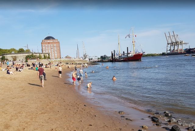 The-beaches-of-Hamburg2.jpg