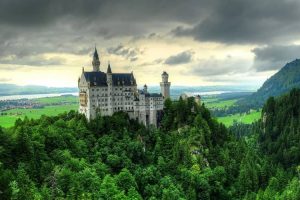 AA%D8%A7%D9%8A%D9%86-Neuschwanstein-Castle-300x200.jpg