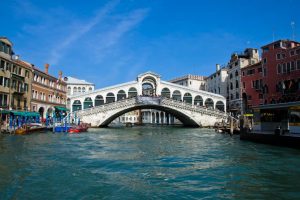 %D8%A7%D9%84%D8%AA%D9%88-the-Rialto-bridge-300x200.jpg