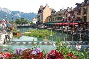 -%D8%A2%D9%86%D8%B3%D9%8A-Annecy-300x200.jpg