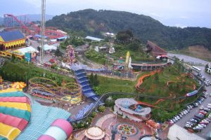 %D9%84%D8%A7%D9%86%D8%AF-Genting-highlands-300x200.jpg