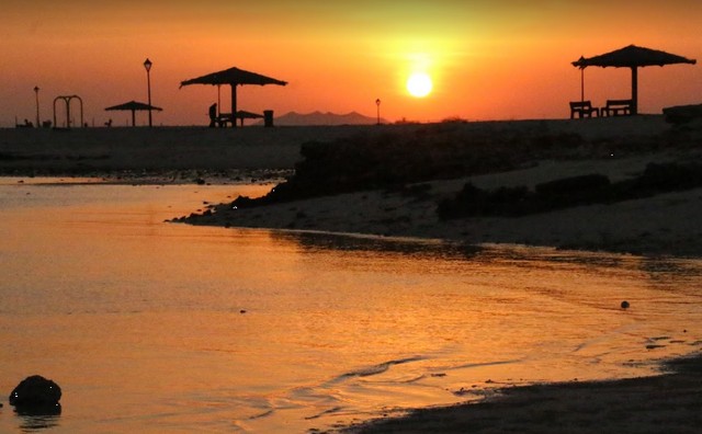 Al-Khor-Beach-4.jpg