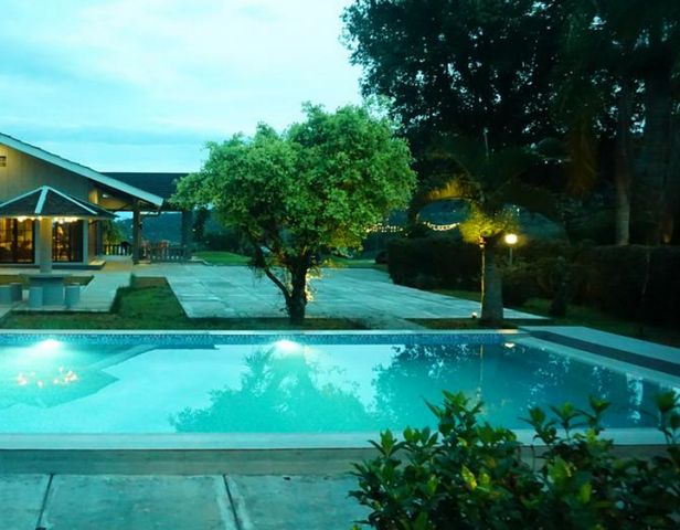 Puncak-Villas-With-Private-Pool-6.jpg