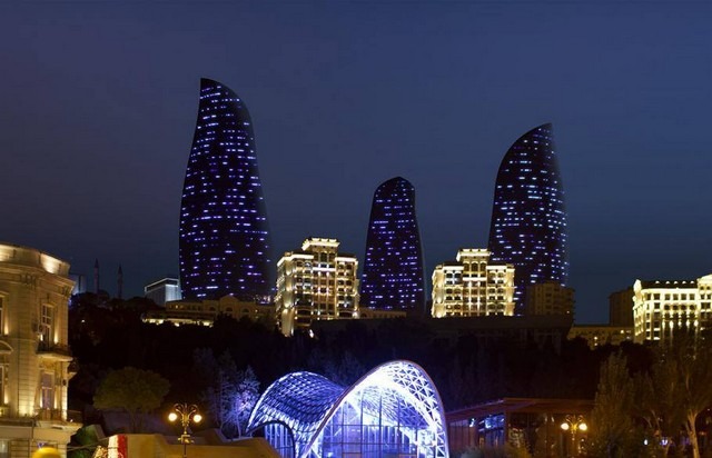 Baku-%E2%80%AAFlame-Towers%E2%80%AC-7.jpg