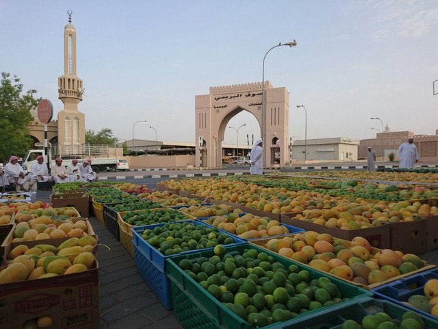 Al-Buraimi-market-for-seasonal-products.jpg