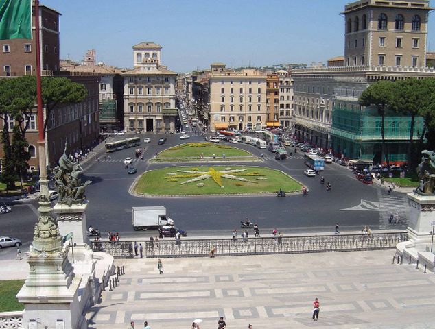 Piazza-Venezia-1.jpg