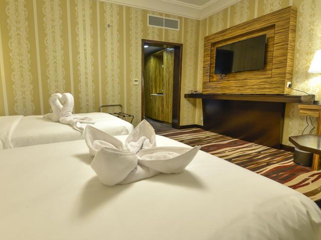 hotel-crown-town-Jeddah-3.jpg