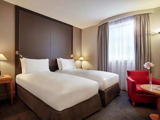 Polman-Paris-Hotels.jpg