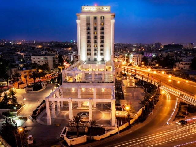 Amman-5-Stars-Hotels-6.jpg