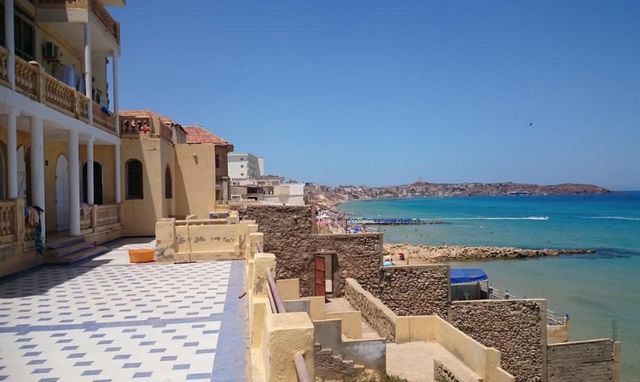 Oran-hotels-on-the-sea.jpg
