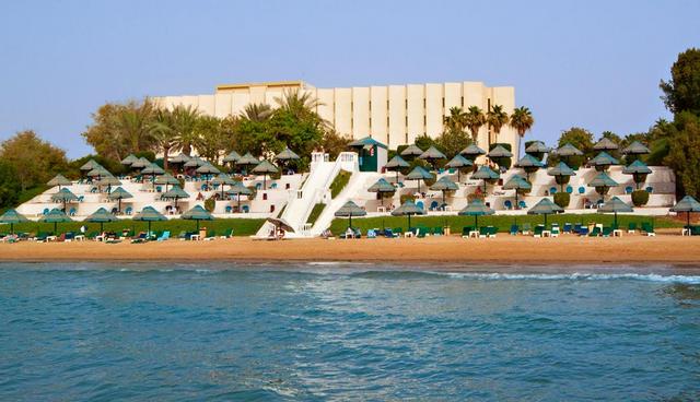 bun-majed-beach.jpg