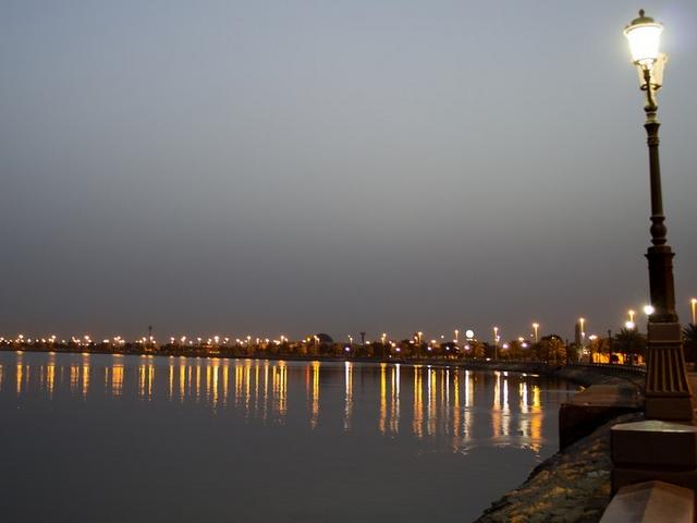 Dammam-Corniche-1.jpg