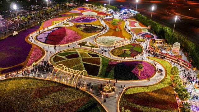 Flower-and-Garden-Park.jpg