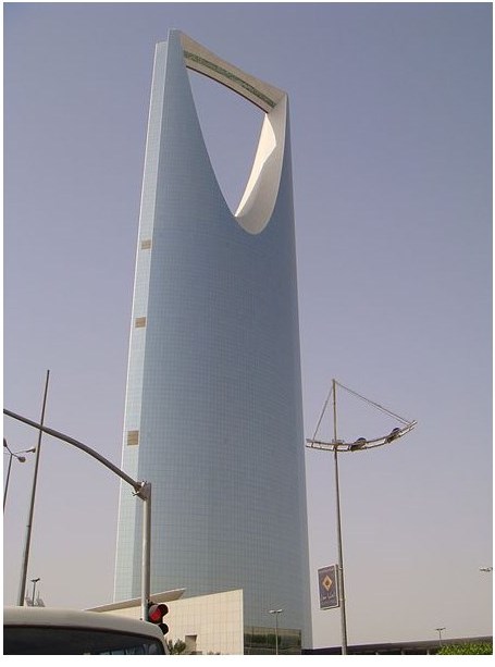 kingdomtowerriyadkingfahdroad1.jpg