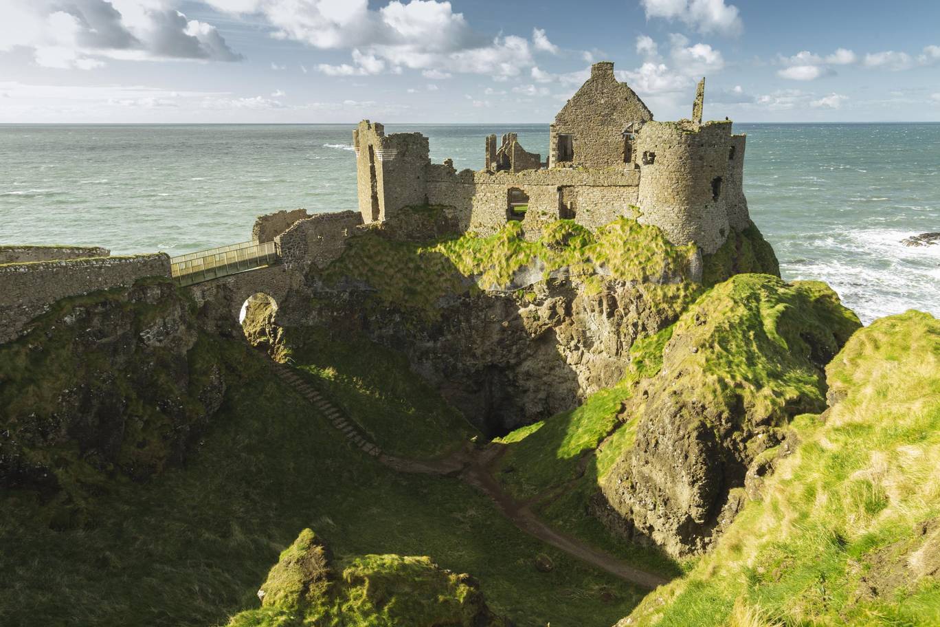 Dunluce-Castle-Northern-Ireland.jpg