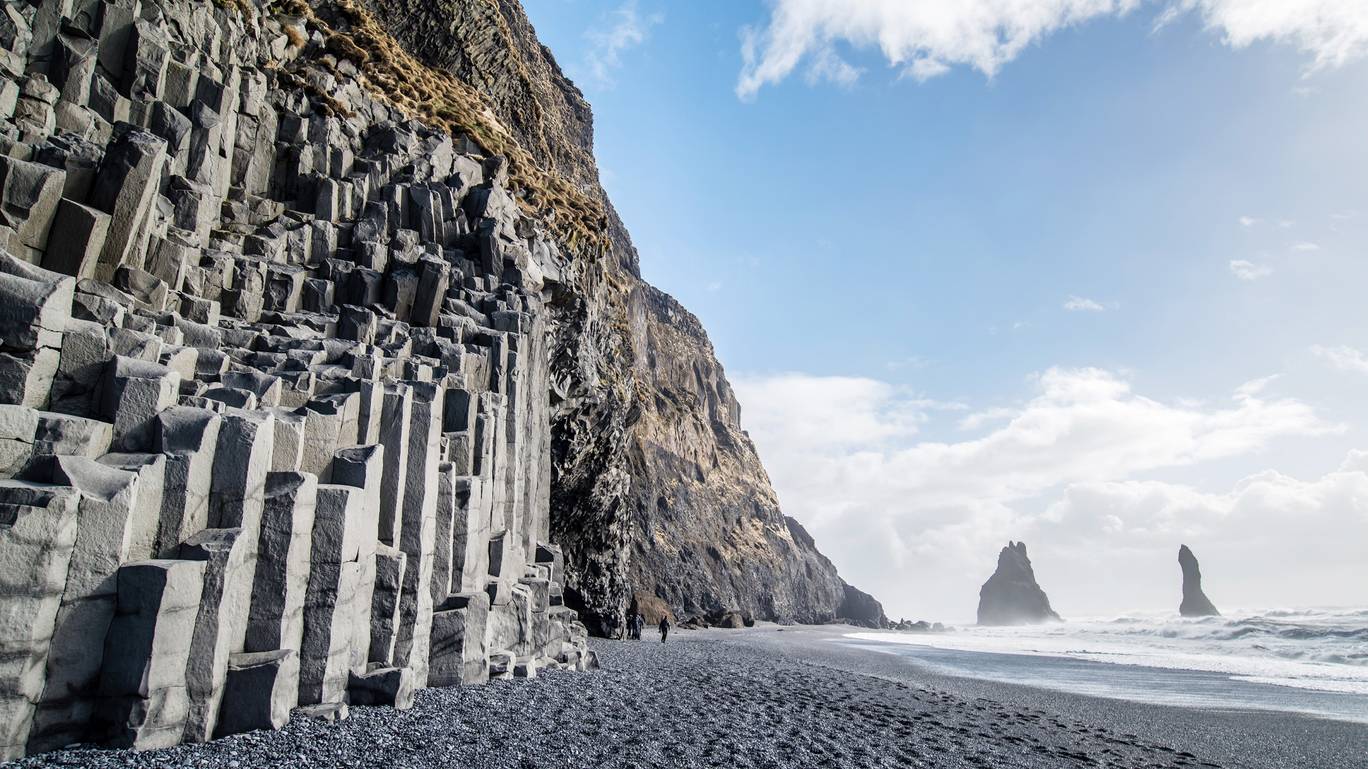 Reynisfjara.jpg