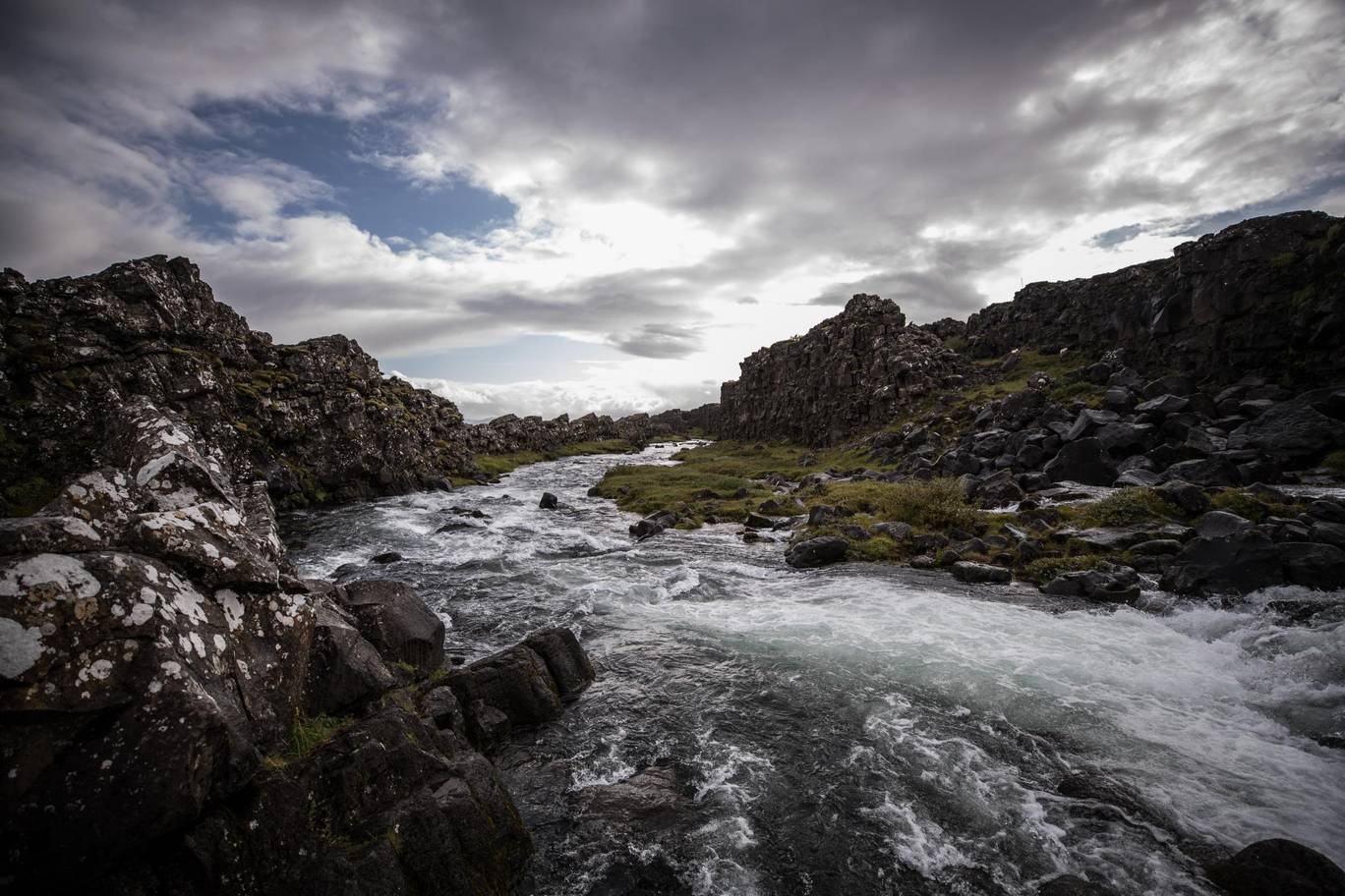 Thingvellir-National-Park-Iceland.jpg