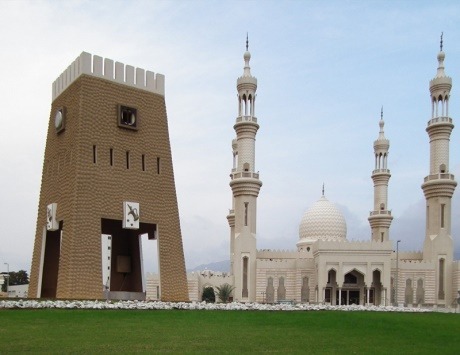 Grand-Sheikh-Zayed-Mosque-Al-Fujairah-1.jpg