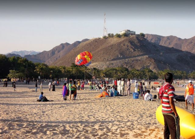 Khorfakkan-Beach.jpg