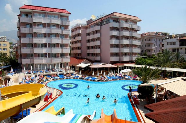 Alanya-Resorts-1-1.jpg