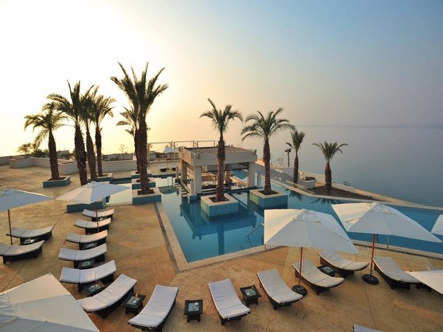 Hilton-Dead-Sea-Resort-Spa-2.jpg