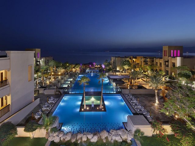 Holiday-Inn-Resort-Dead-Sea-1.jpg