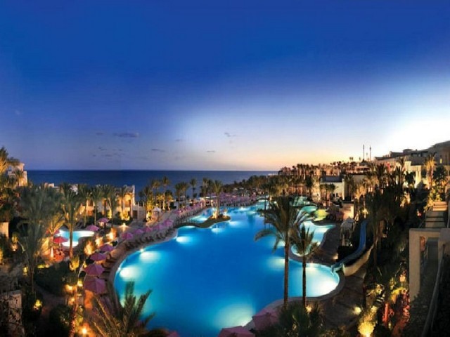 Grand-Rotana-Resort-Spa-1.jpg