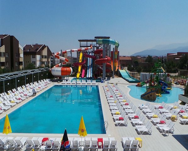 Bursa-Ninova-Aquapark-2.jpg