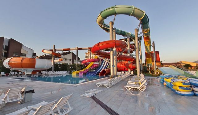 Bursa-Ninova-Aquapark-1.jpg