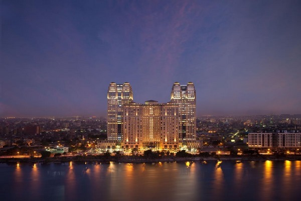 Fairmont-Nile-City-Cairo-Hotel3.jpg