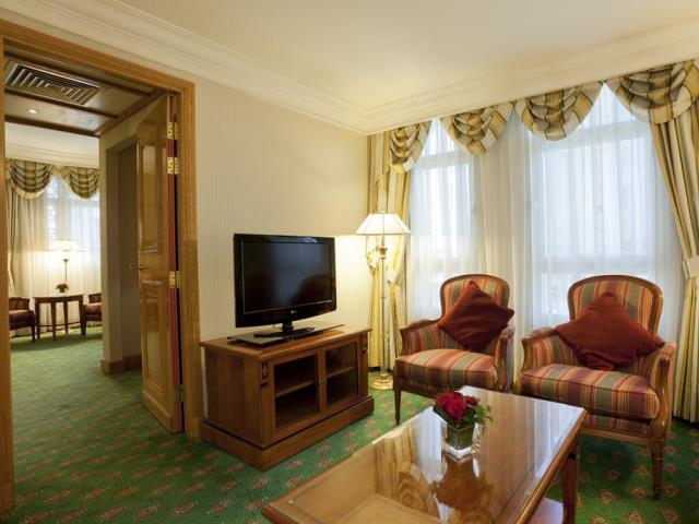 Marriott-Al-Madinah-Hotel-1.jpg