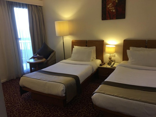 PlazaHotelAlexandria-Room2.jpg