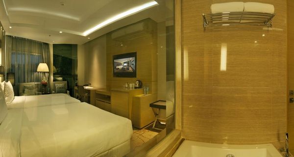 Graceland-Bangkok-by-Grace-Hotel2.jpg