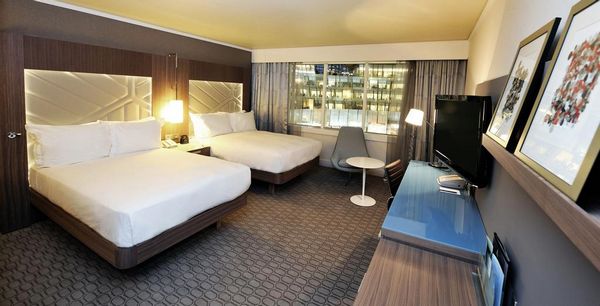 La-Defense-hotels-paris.jpg