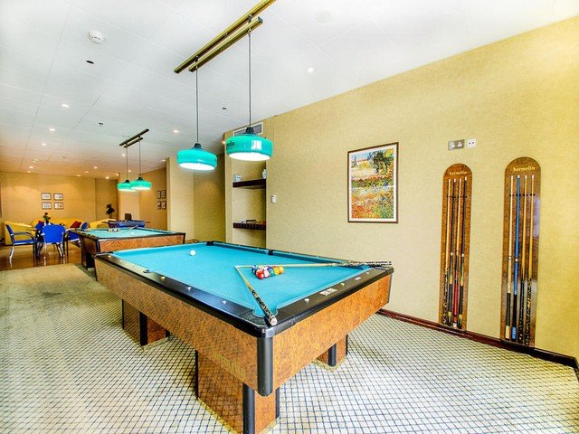 RamadaContinentalJeddah-BilliardsHall.jpg