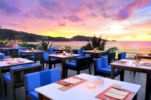 La-Flora-Resort-Patong-2.jpg