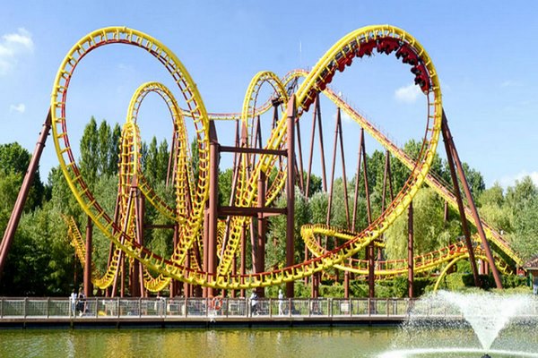 Paris-Amusement-Park4-Copy.jpg