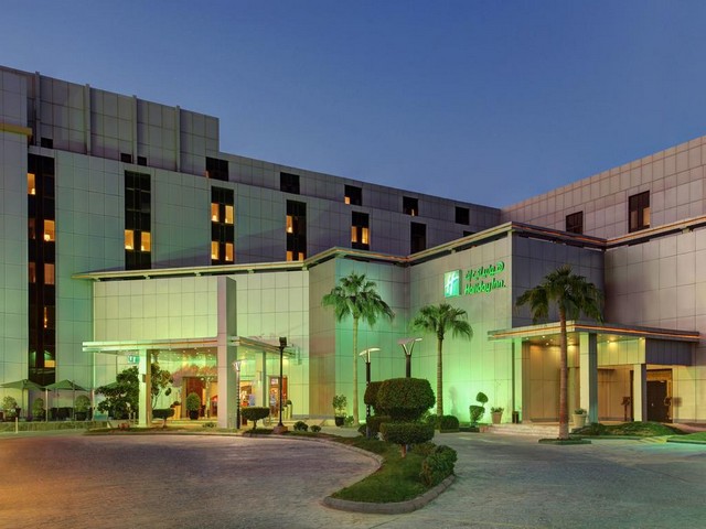 HolidayInnSeries-Alqasr.jpg