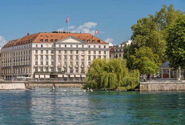 Four-Seasons-Hotel-des-Bergues-Geneva1.jpg