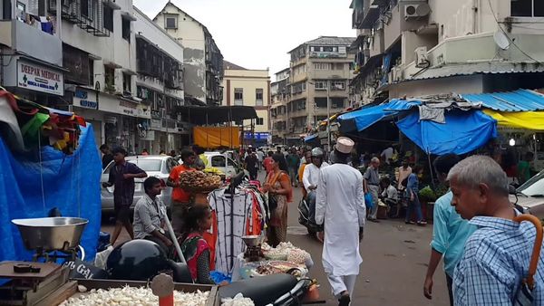 Arab-Street-Mumbai1.jpg