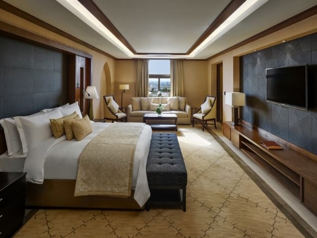 1554928311_24_AlFaisaliahResort-Room2.jpg