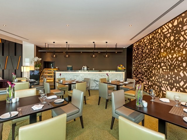 FloraCreekDeluxeHotelApartments-Restaurant.jpg