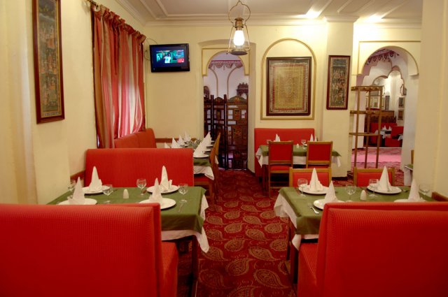 oran-restaurants-2.jpg