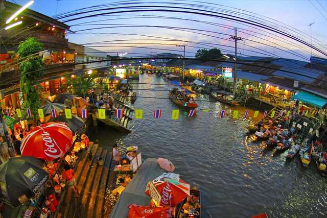 Amphawa-floating-market-1.jpg