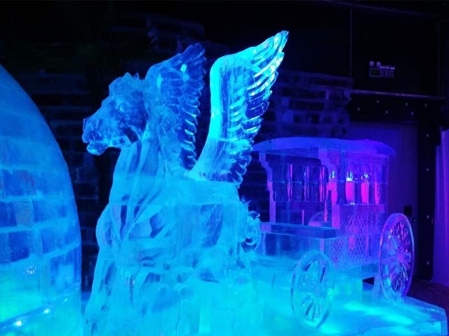 DubaiGardenGlow-IcePark.jpg